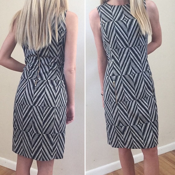 Anne Klein Dresses & Skirts - Anne Klein triangle pattern dress